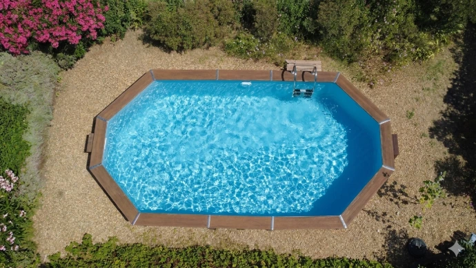 Vue drone piscine Provence